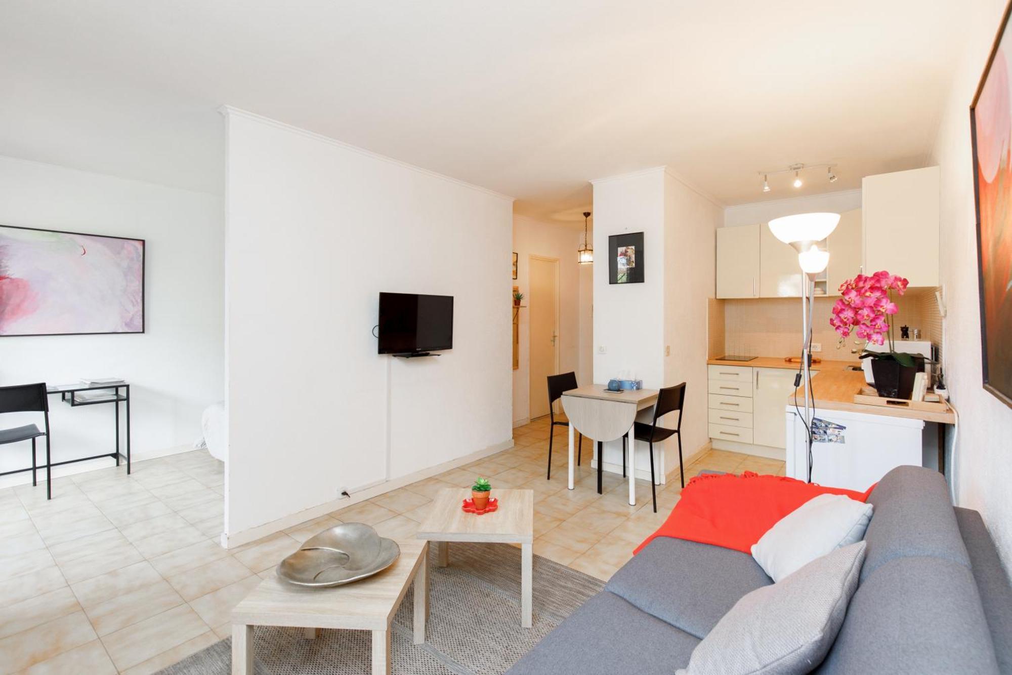 Ellie'S Place Apartment Mandelieu La Napoule Bagian luar foto
