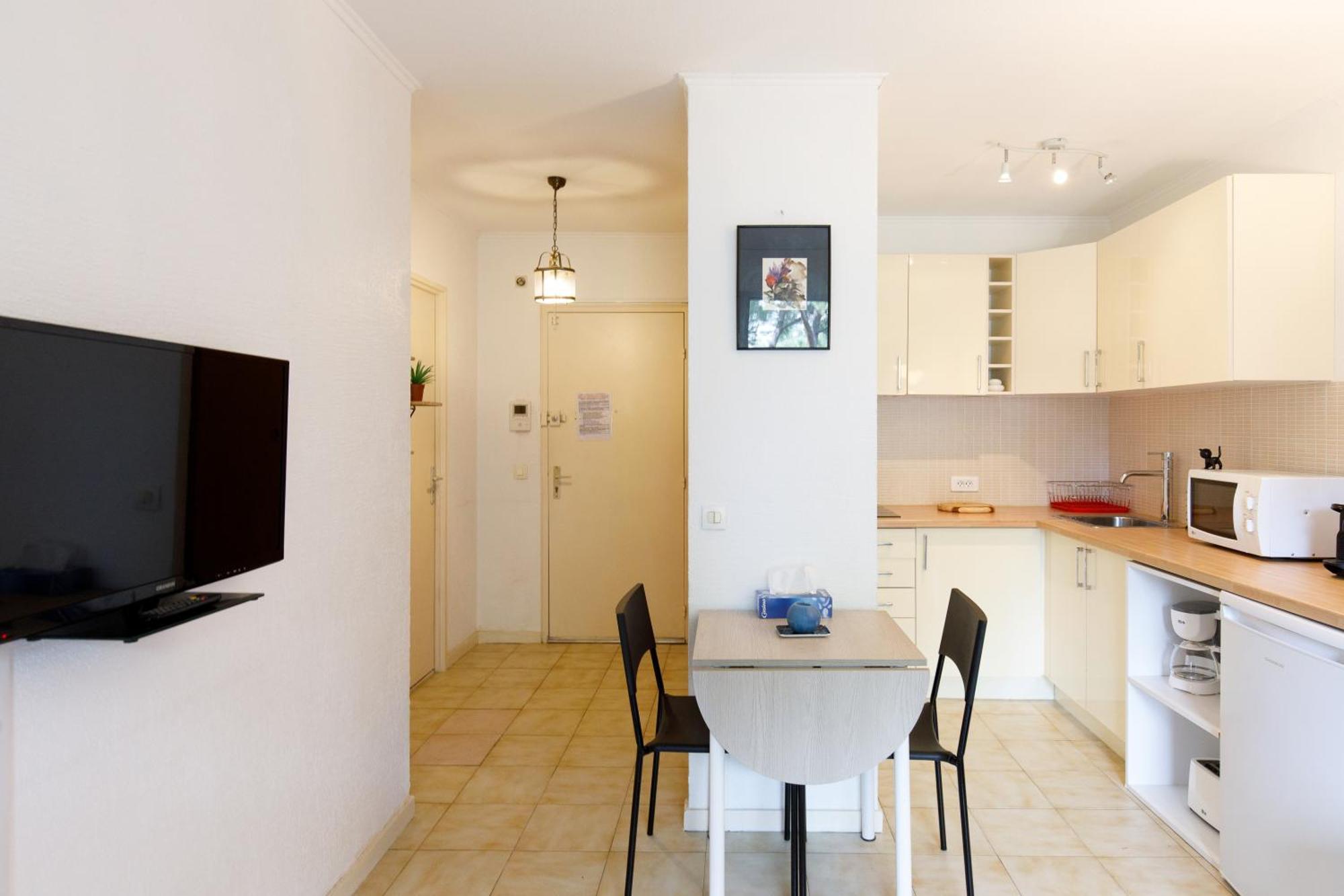 Ellie'S Place Apartment Mandelieu La Napoule Bagian luar foto